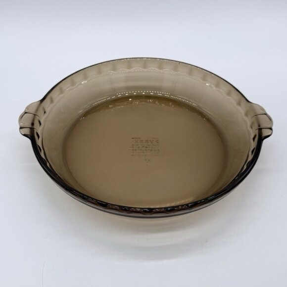 Anchor Hocking Fire-King Vintage 10" Amber Glass 1.5 Qt Fluted Pie Plate Baking - Picture 2 of 8